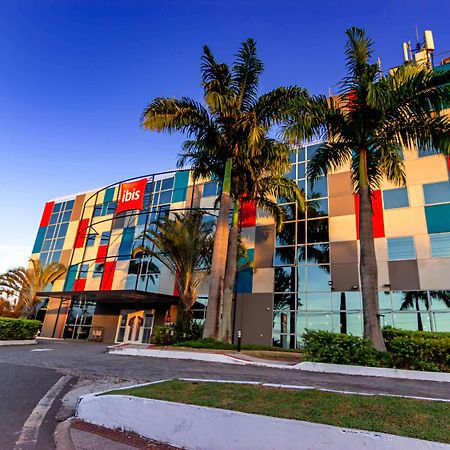Hotel Ibis Vitoria Aeroporto Carapina Exterior foto