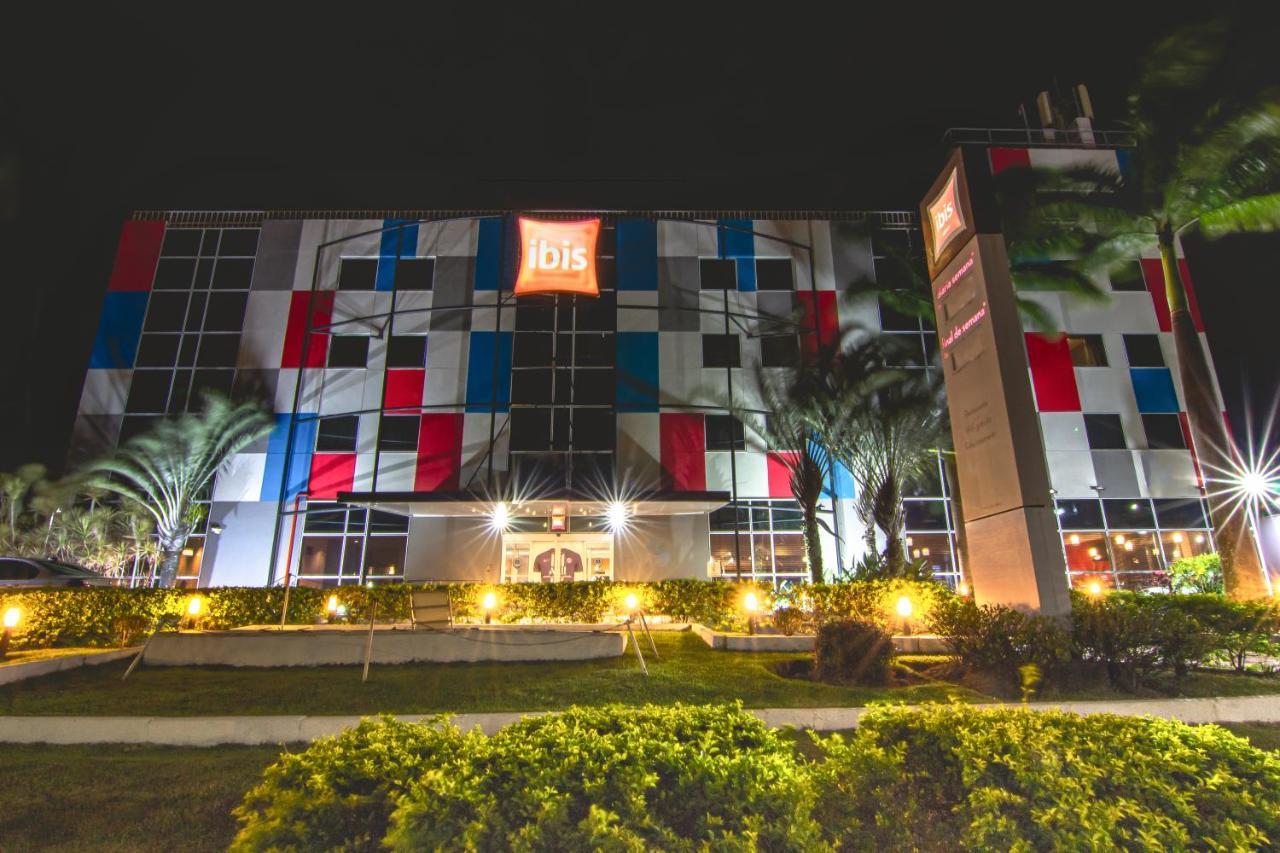 Hotel Ibis Vitoria Aeroporto Carapina Exterior foto