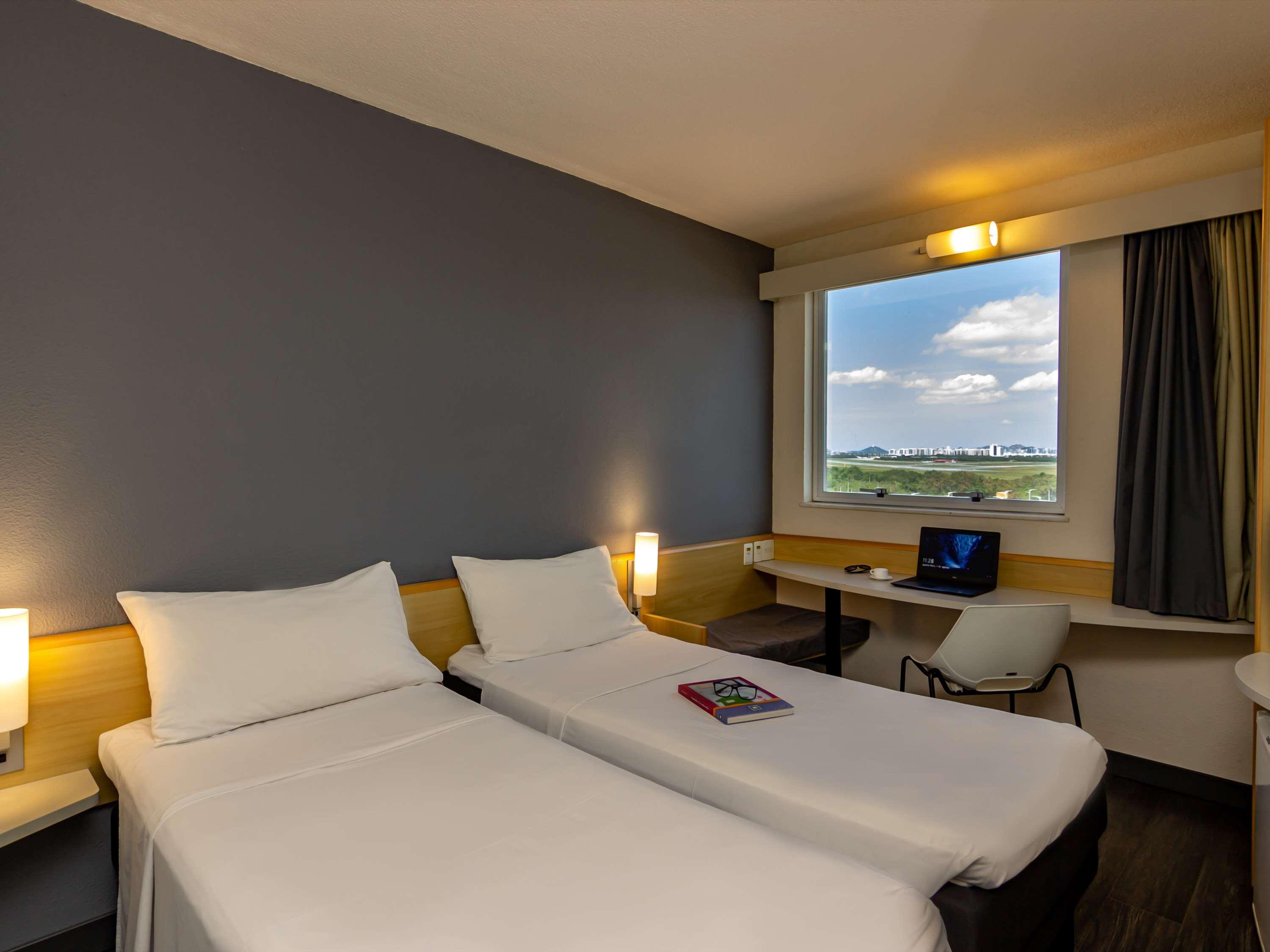 Hotel Ibis Vitoria Aeroporto Carapina Exterior foto