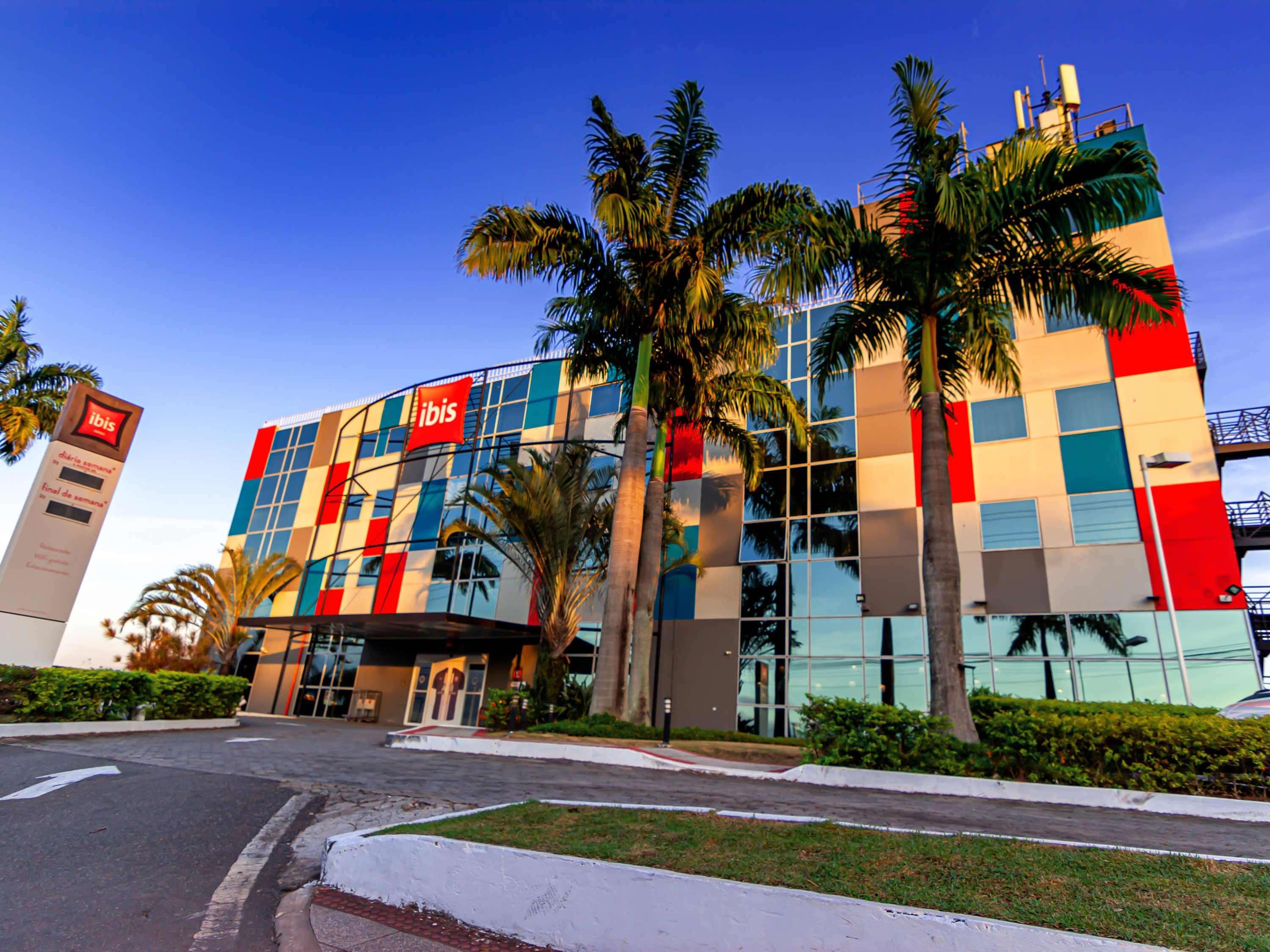 Hotel Ibis Vitoria Aeroporto Carapina Exterior foto